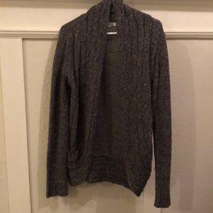 Forever 21 grey cardigan sweater